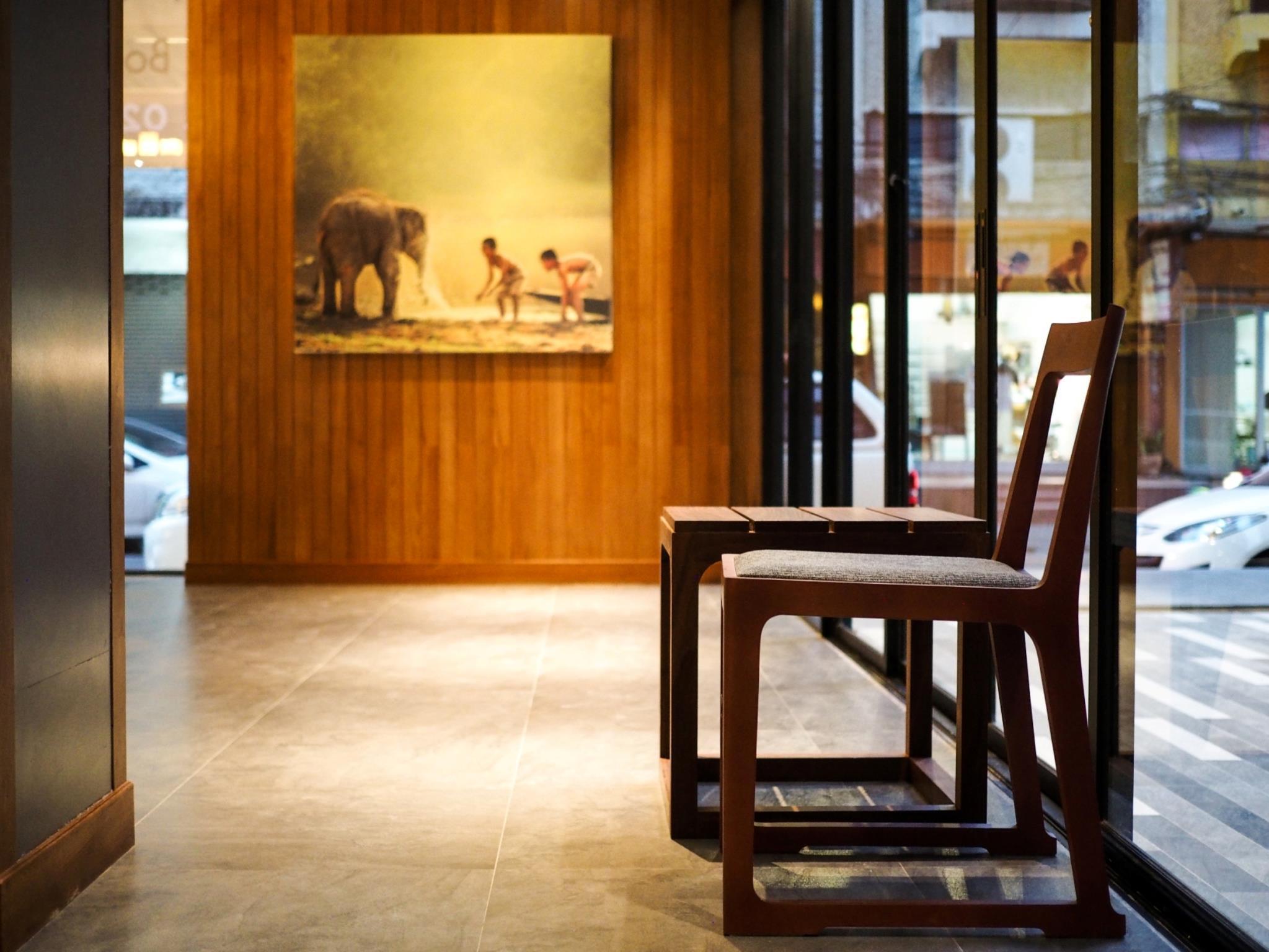 130 Hotel&Residencia Bangkok Exterior foto